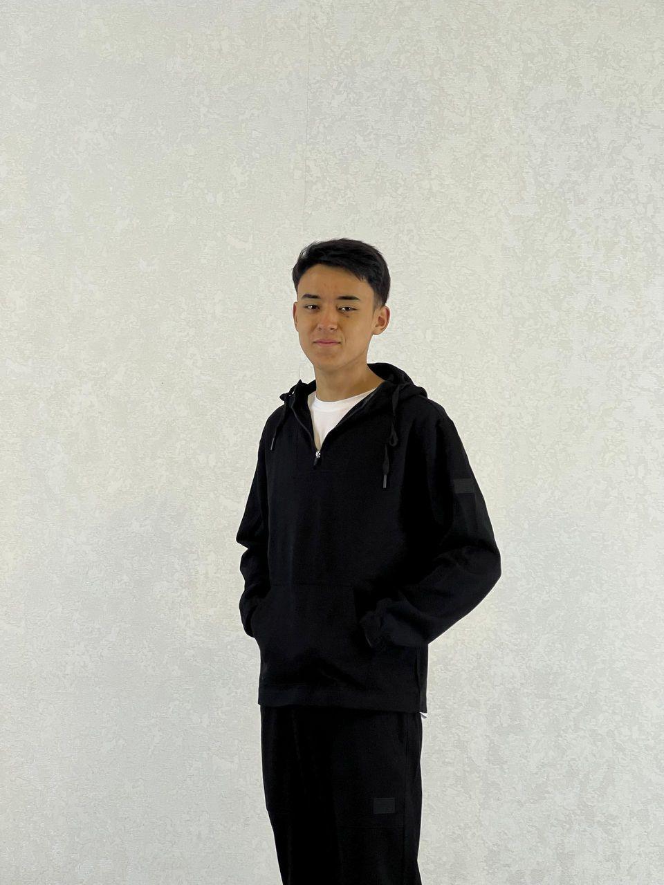                                           цвет: чёрный
                                        